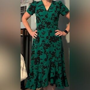 Elegant Green Floral Dress